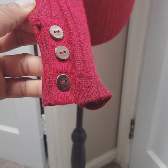 Ribbed Striped Knit Turtleneck Sweater 🌴 - Picture 7 of 9